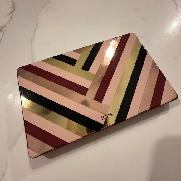 TARTE Glamour Eyeshadow Palette - Picture 2 of 4